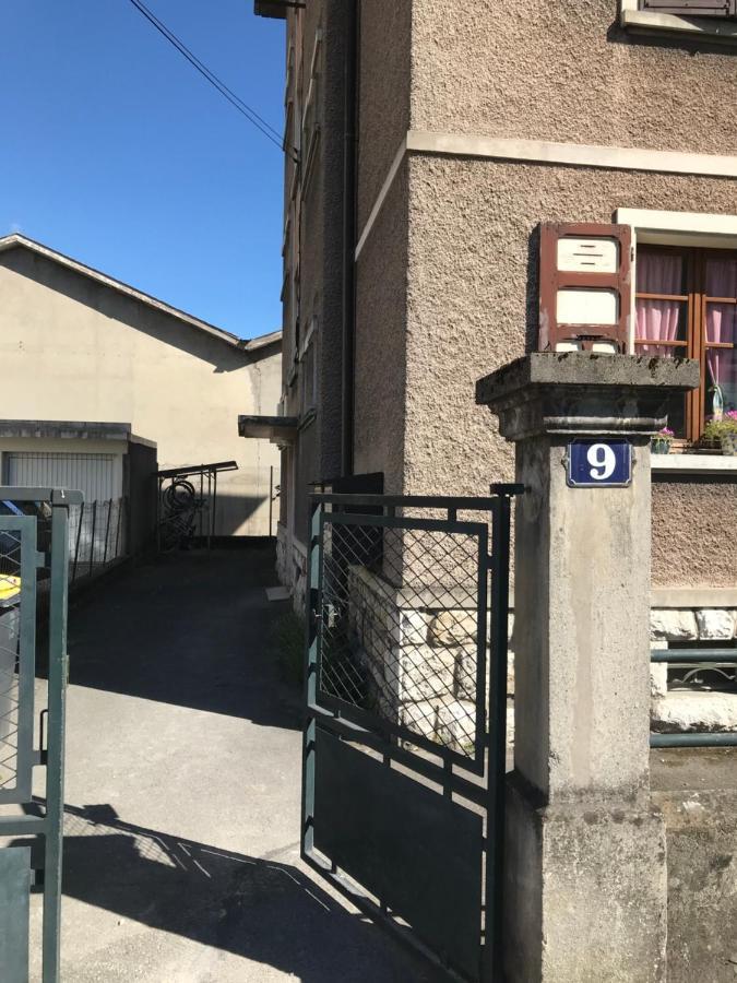 Ferienwohnung Un Petit Bout De Reve, Balcon, Parking & Proche Centre Annecy Exterior foto